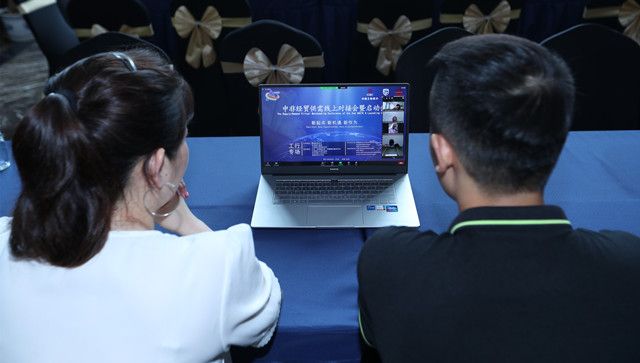 高橋大市場代表商戶現場連線（1）(攝影：劉勇）_副本.jpg